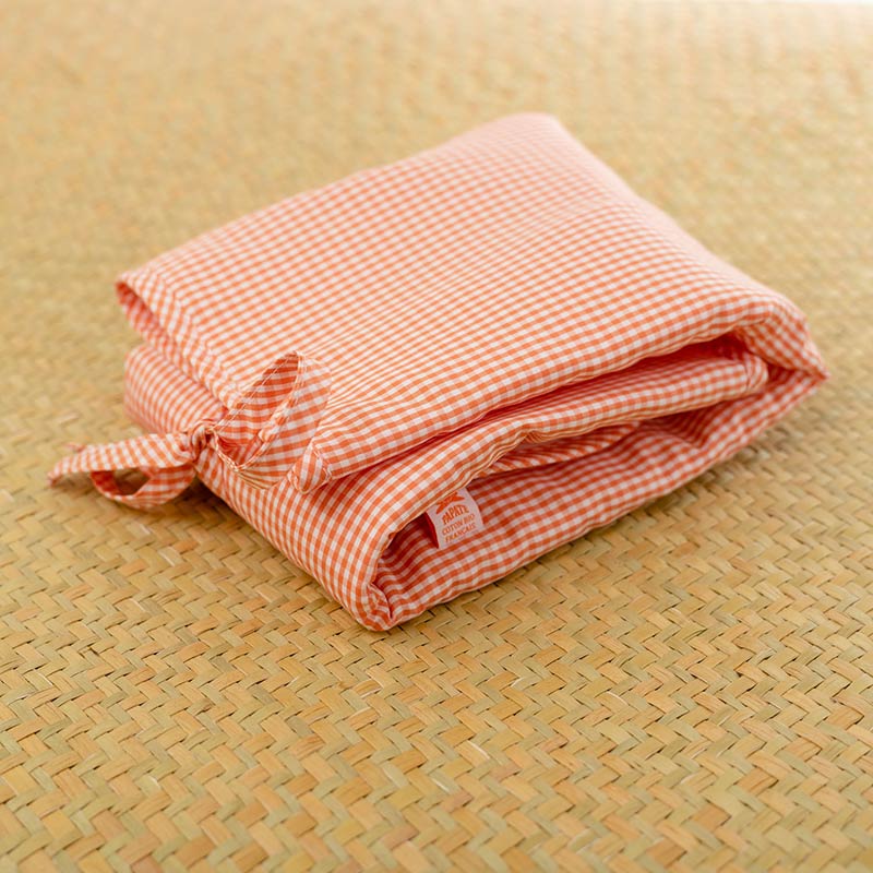Tapis nomade vichy en coton bio simple