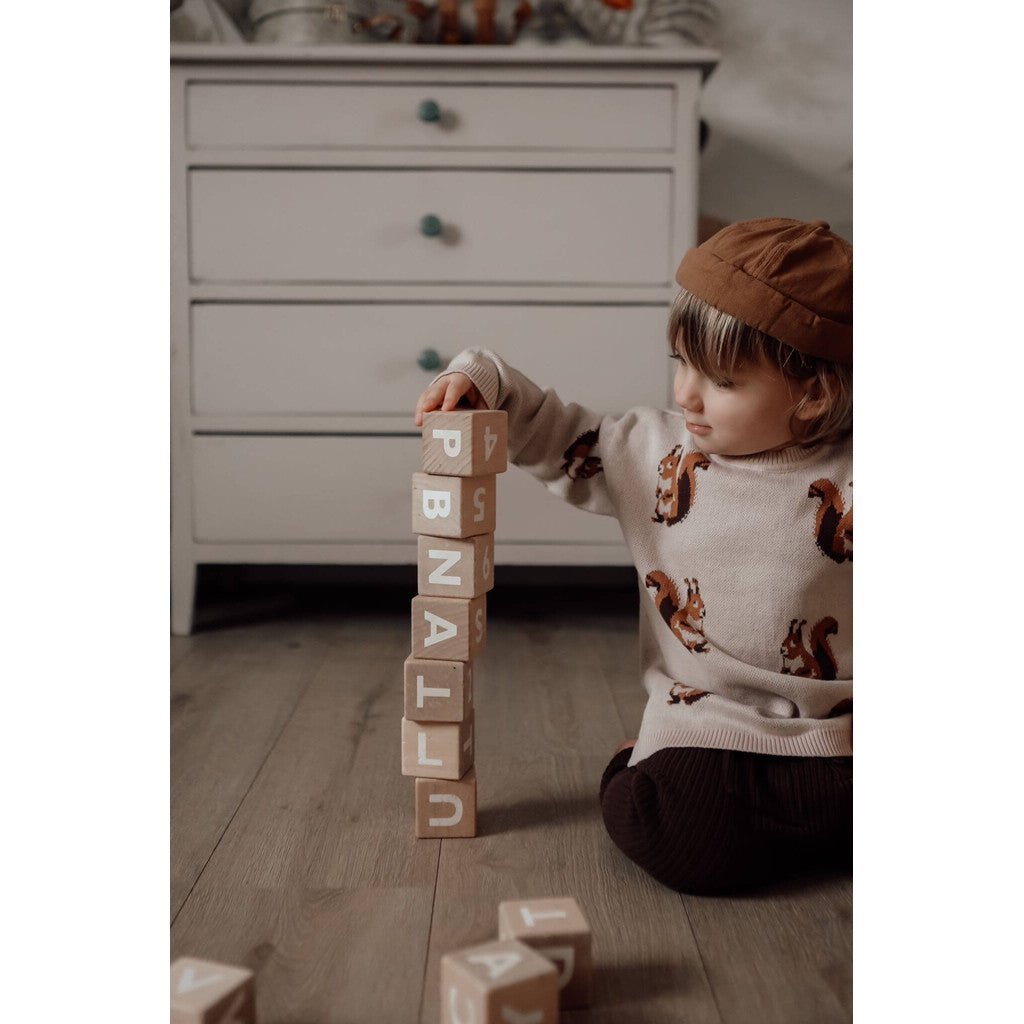 Squirrel knit sweater-4
